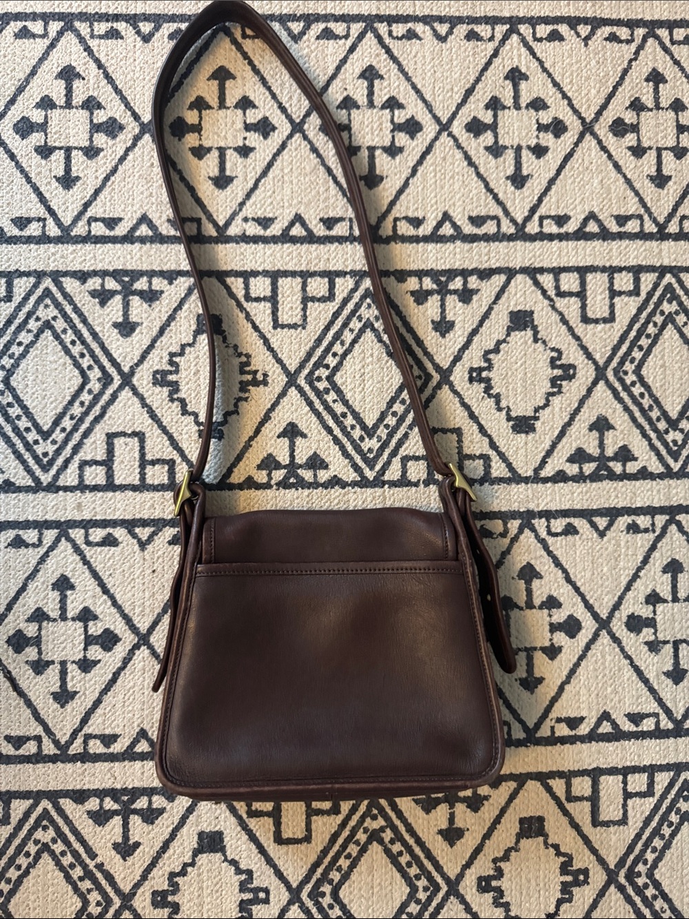 Vintage Coach Rambler's Legacy Bag (Style 9061) Mahogany Leather - Picture 4 of 16